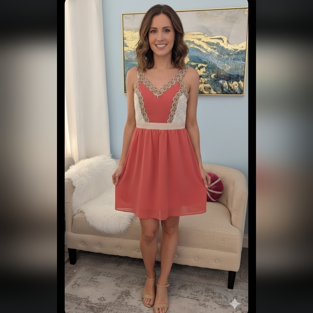 Hollywould Elegant Lace Trim Mini Dress in Coral Juniors Sz 7